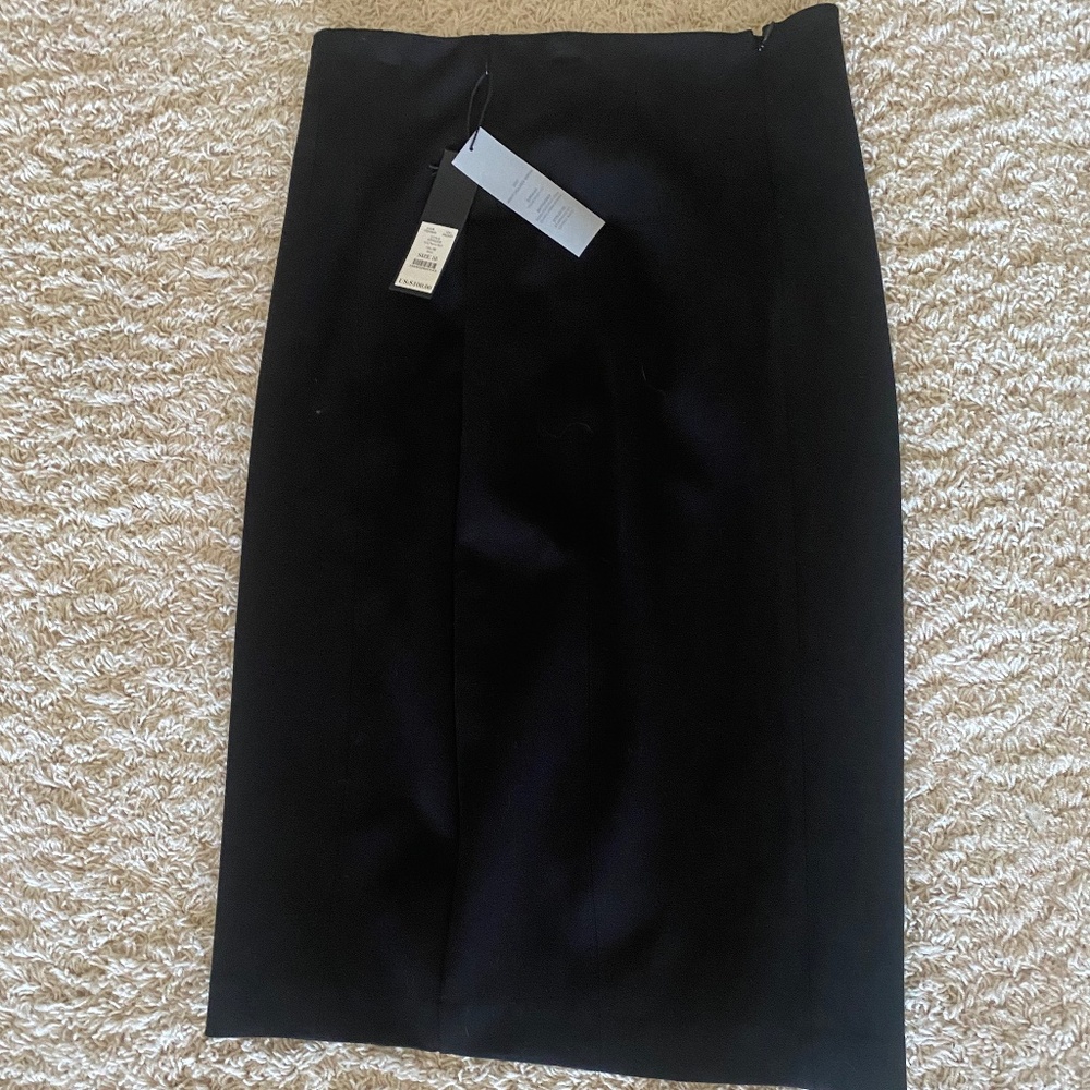 White House black market never worn black pencil skirt